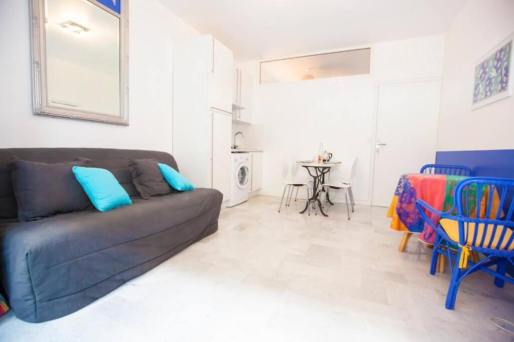 French Riviera: Seafront Apt & Pool Near Monaco 罗克布吕讷-卡普马丹 外观 照片